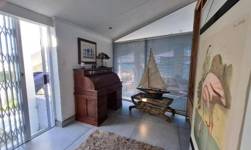 4 Bedroom Property for Sale in Santos Bay Western Cape